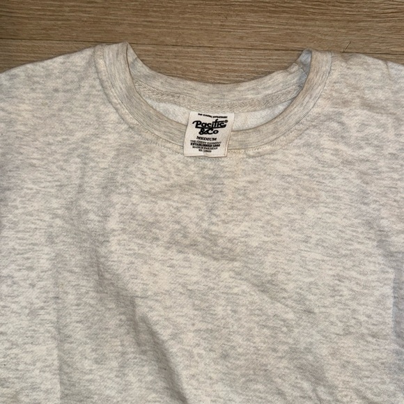 Medium oversized fit grey sweater - Picture 2 of 3